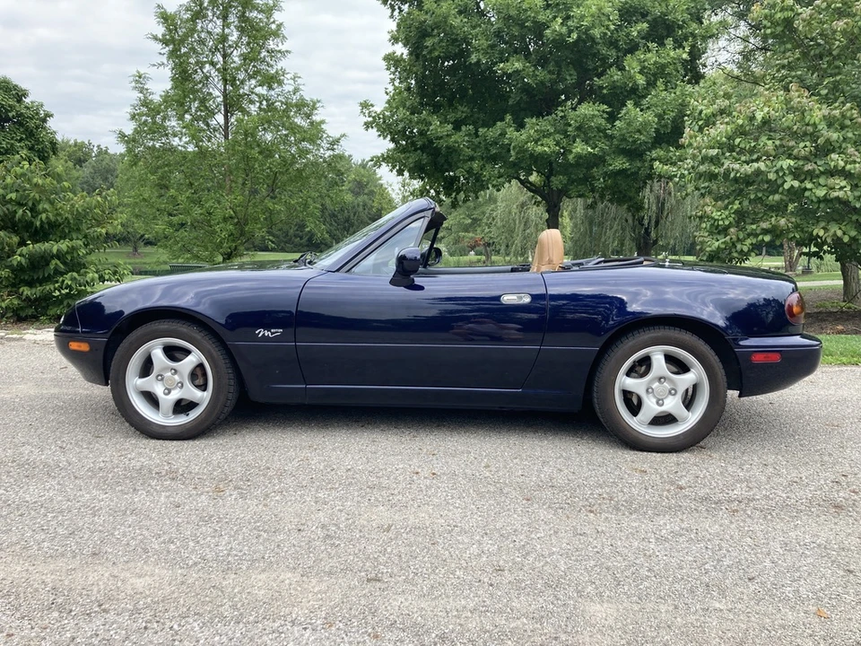 1996 Mazda NA MX-5 Miata - Image 23 of 31