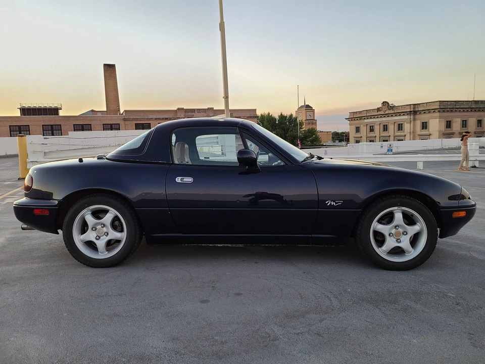 1996 Mazda NA MX-5 Miata - Image 28 of 31