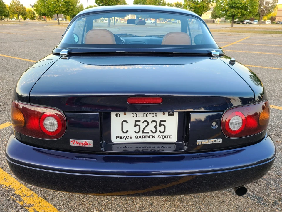 1996 Mazda NA MX-5 Miata - Image 14 of 31