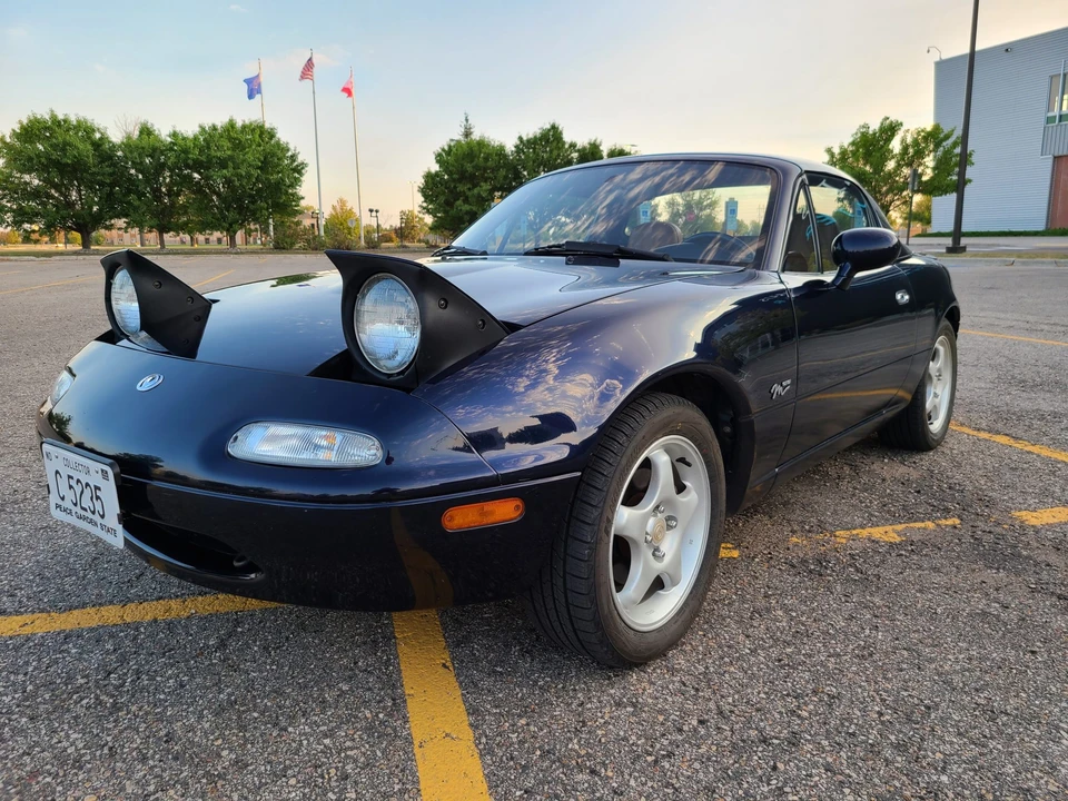 1996 Mazda NA MX-5 Miata - Image 4 of 31
