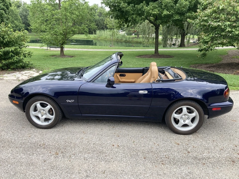 1996 Mazda NA MX-5 Miata - Image 21 of 31