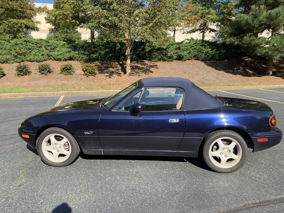 1996 Mazda NA MX-5 Miata - Image 4 of 31