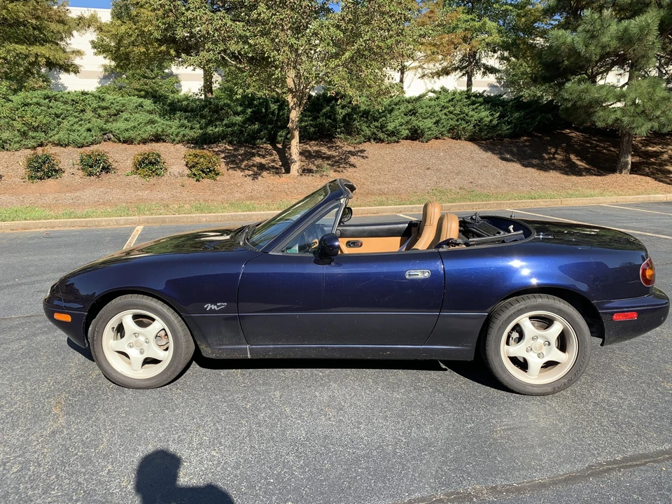 1996 Mazda NA MX-5 Miata - Image 3 of 31