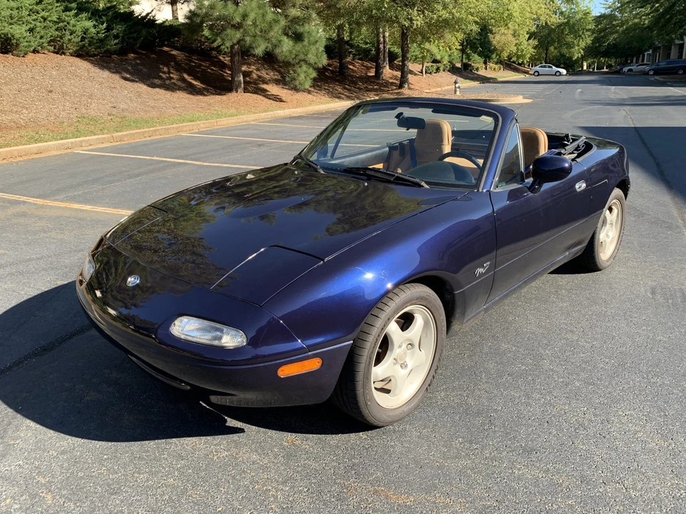 1996 Mazda NA MX-5 Miata - Image 2 of 31
