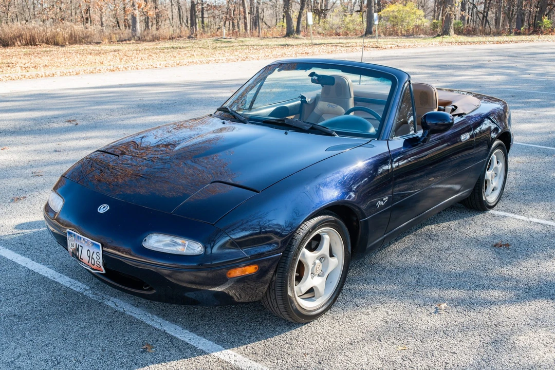 1996 Mazda NA MX-5 Miata - Image 2 of 31