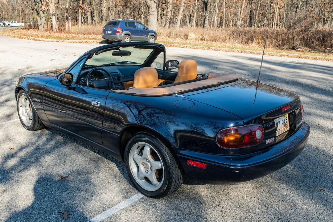 1996 Mazda NA MX-5 Miata - Image 4 of 31
