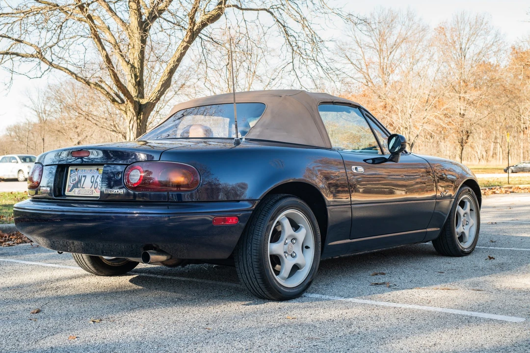 1996 Mazda NA MX-5 Miata - Image 17 of 31