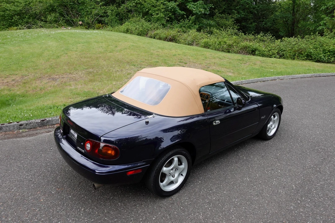 1996 Mazda NA MX-5 Miata - Image 17 of 31