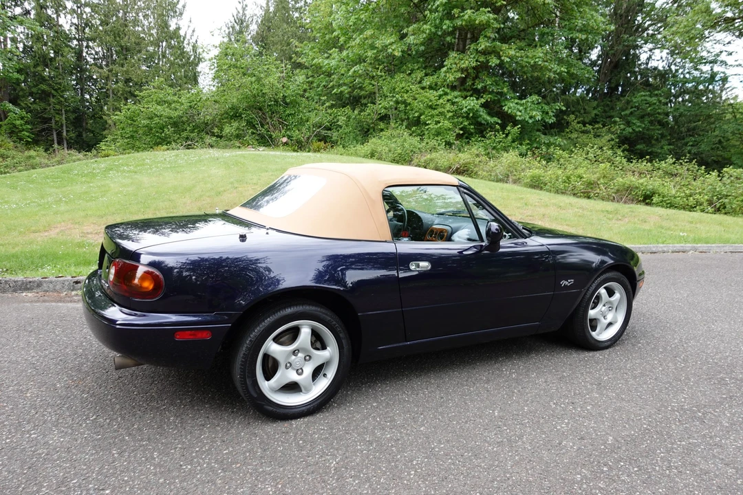 1996 Mazda NA MX-5 Miata - Image 15 of 31
