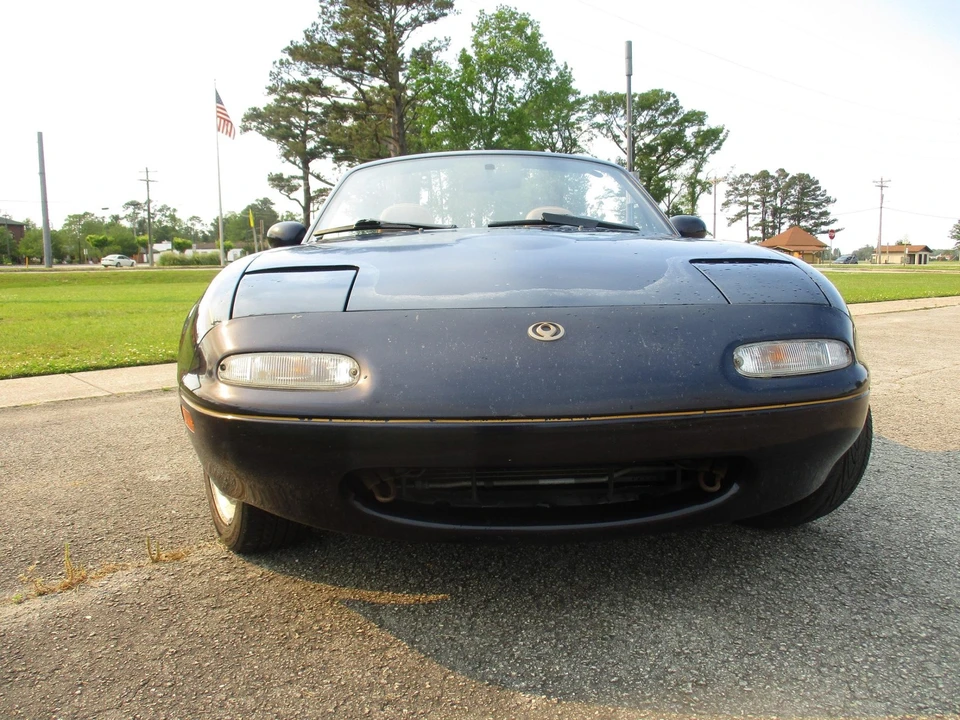 1996 Mazda NA MX-5 Miata - Image 4 of 31