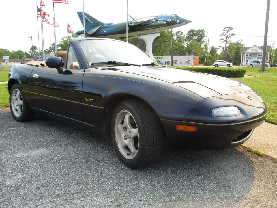 1996 Mazda NA MX-5 Miata - Image 7 of 31