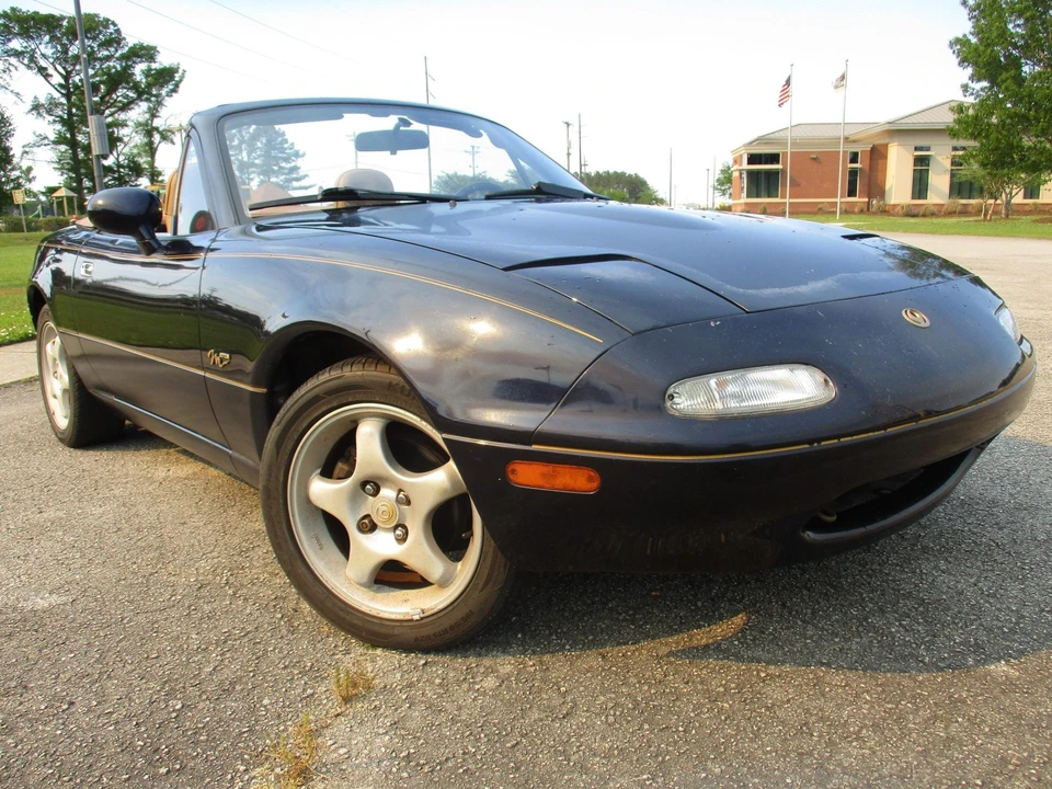 1996 Mazda NA MX-5 Miata - Image 6 of 31