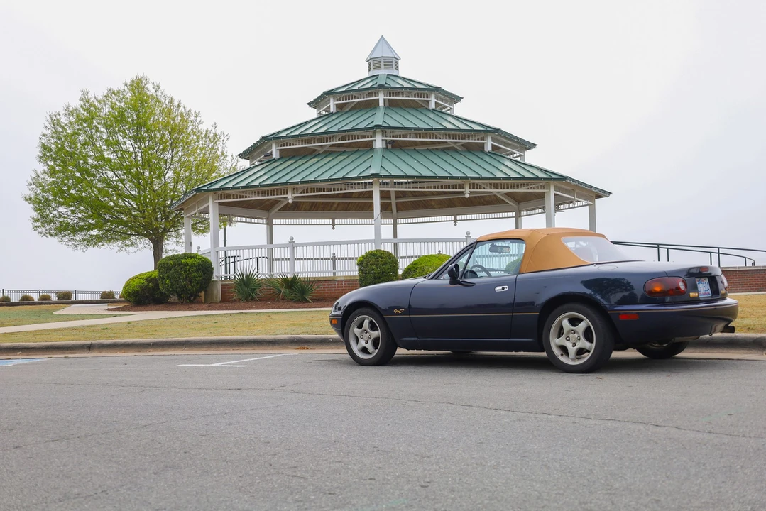 1996 Mazda NA MX-5 Miata - Image 27 of 31