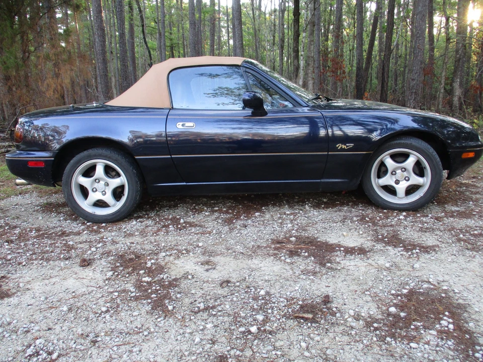 1996 Mazda NA MX-5 Miata - Image 18 of 31