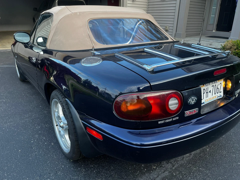 1996 Mazda NA MX-5 Miata - Image 6 of 31