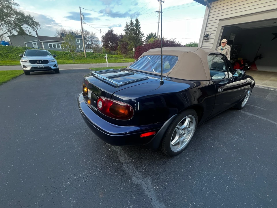1996 Mazda NA MX-5 Miata - Image 9 of 31