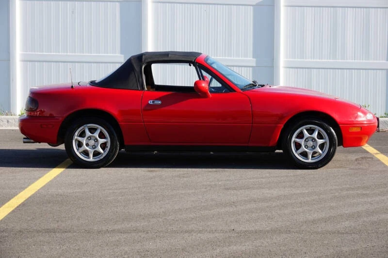 1996 Mazda NA MX-5 Miata - Image 21 of 31