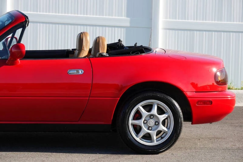 1996 Mazda NA MX-5 Miata - Image 11 of 31