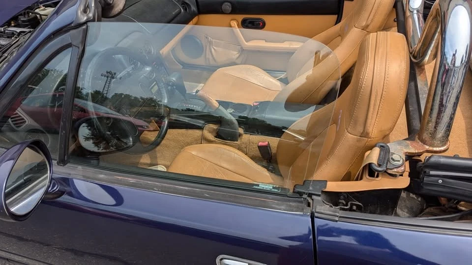1996 Mazda NA MX-5 Miata - Image 3 of 7