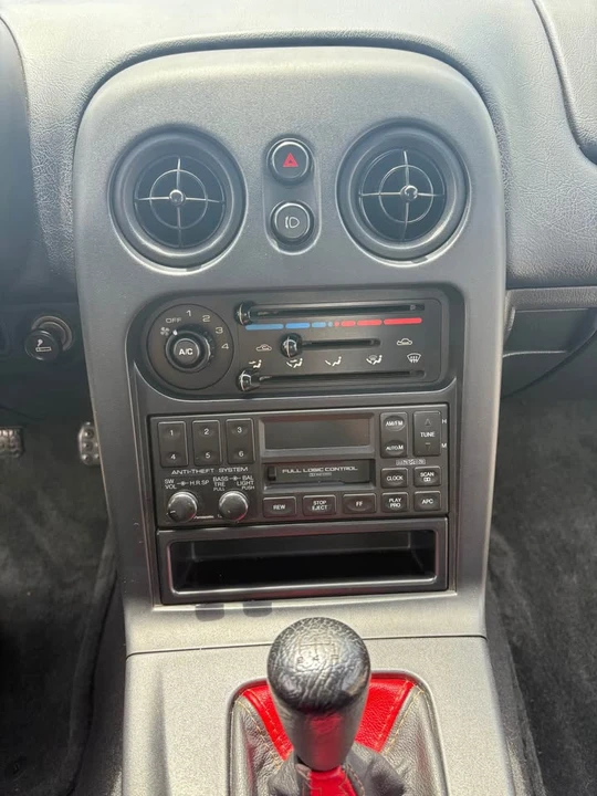 1996 Mazda NA MX-5 Miata - Image 8 of 9