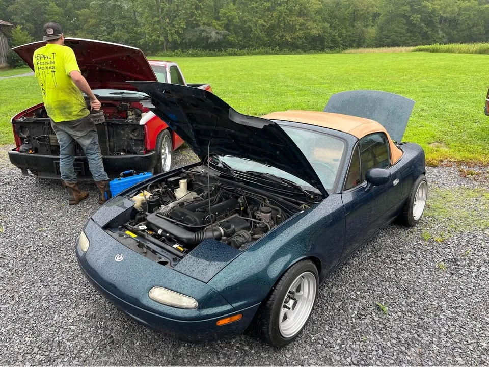 1996 Mazda NA MX-5 Miata - Image 6 of 8