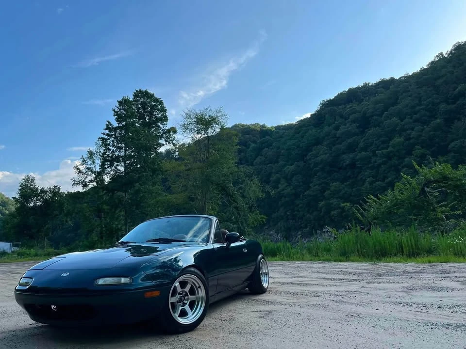 1996 Mazda NA MX-5 Miata - Image 2 of 8