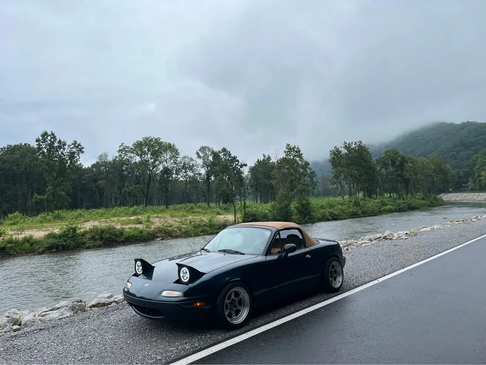1996 Mazda NA MX-5 Miata - Image 5 of 8