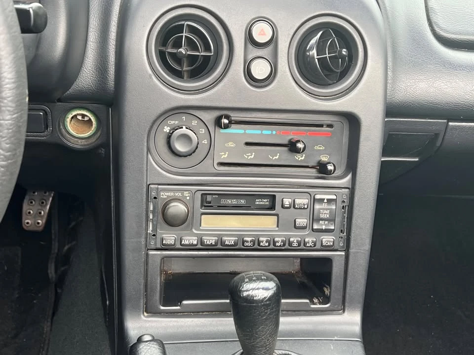 1996 Mazda NA MX-5 Miata - Image 11 of 11
