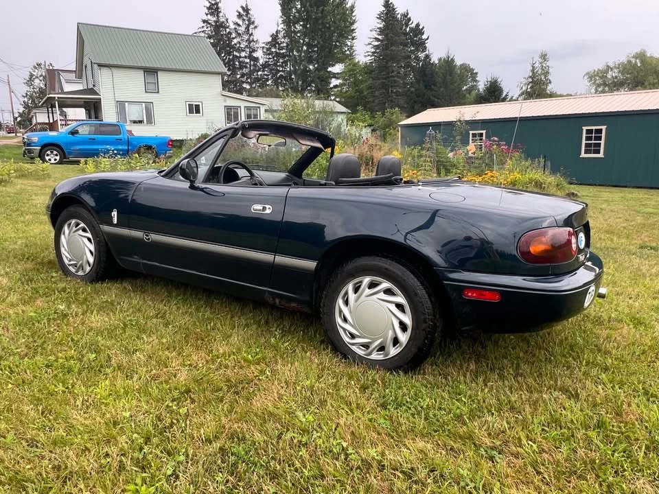 1996 Mazda NA MX-5 Miata - Image 5 of 11