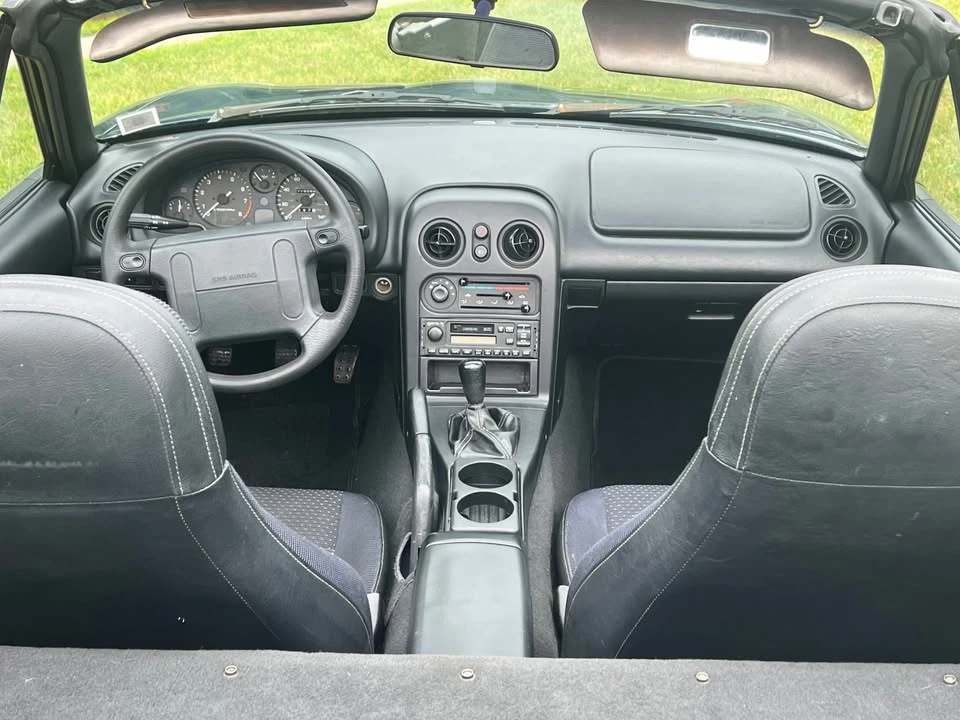 1996 Mazda NA MX-5 Miata - Image 10 of 11