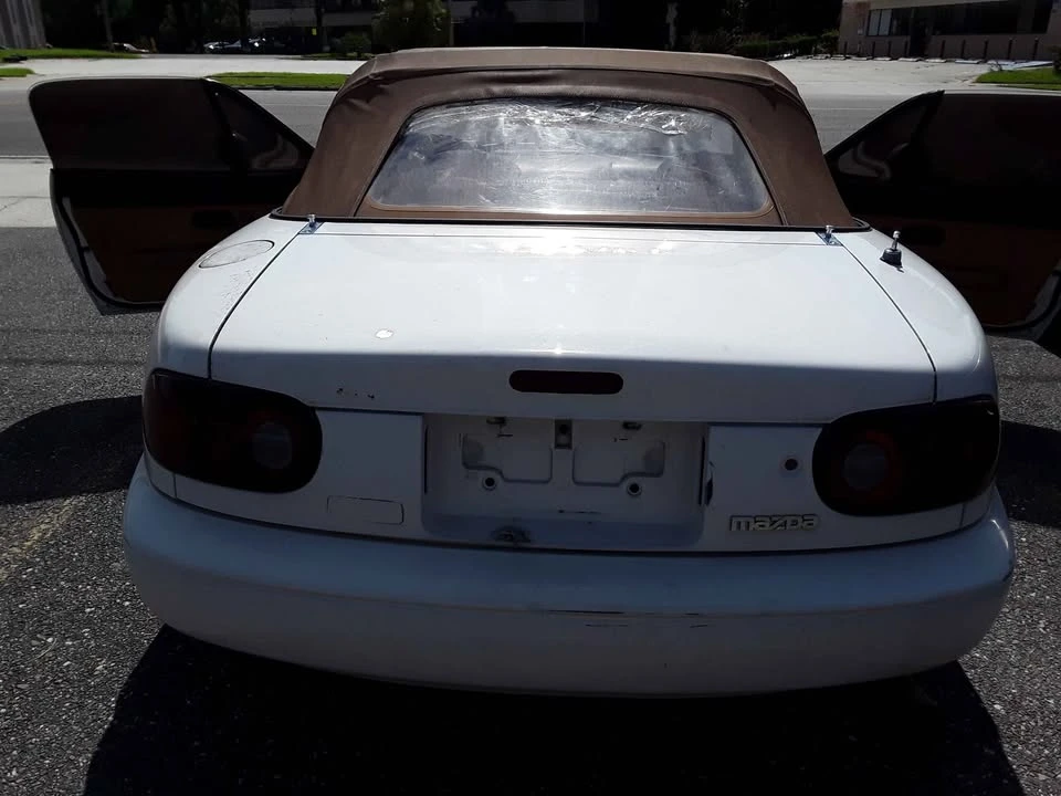 1996 Mazda NA MX-5 Miata - Image 4 of 7