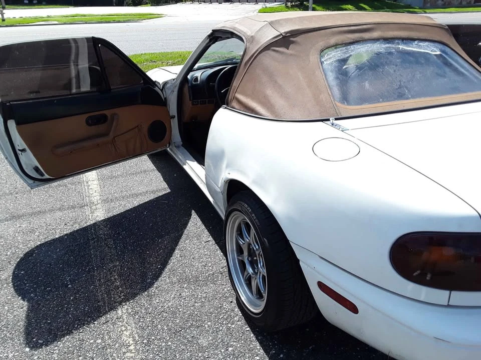 1996 Mazda NA MX-5 Miata - Image 3 of 7