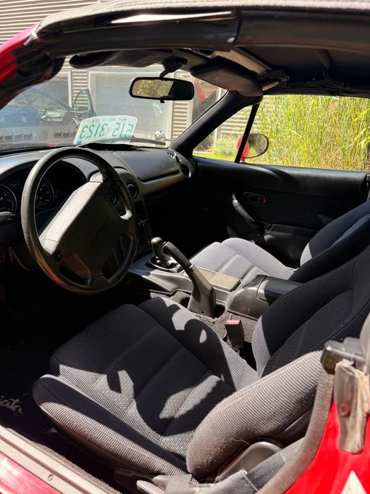 1996 Mazda NA MX-5 Miata - Image 4 of 4