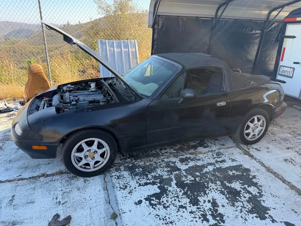 1996 Mazda NA MX-5 Miata - Image 2 of 14