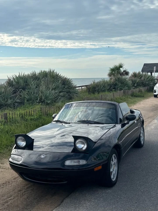 1996 Mazda NA MX-5 Miata - Image 2 of 3