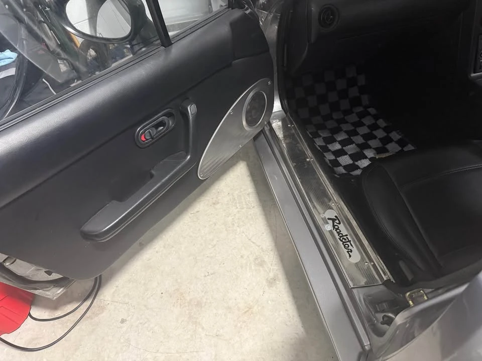 1996 Mazda NA MX-5 Miata - Image 10 of 15
