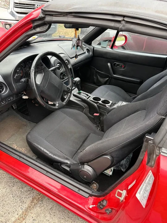 1996 Mazda NA MX-5 Miata - Image 8 of 8