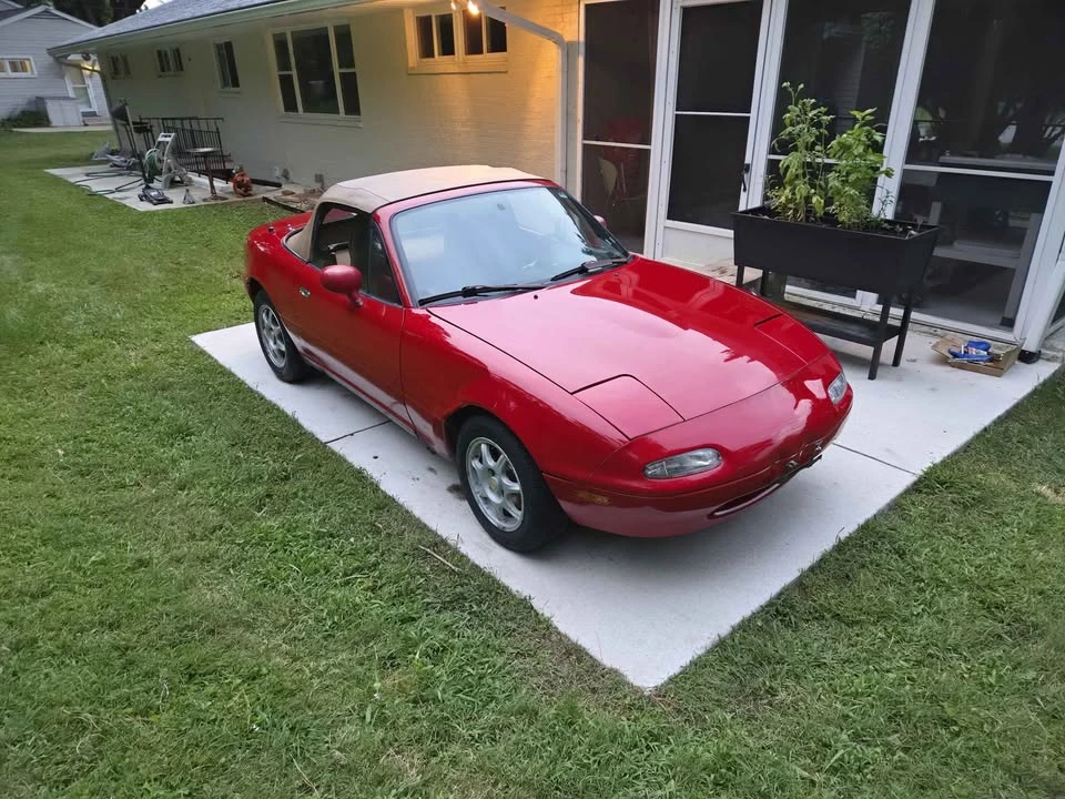 1996 Mazda NA MX-5 Miata - Image 2 of 20
