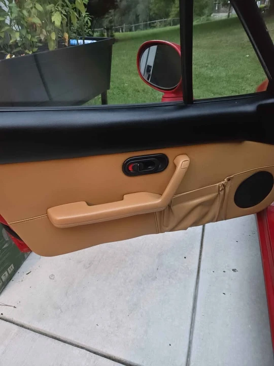 1996 Mazda NA MX-5 Miata - Image 11 of 20