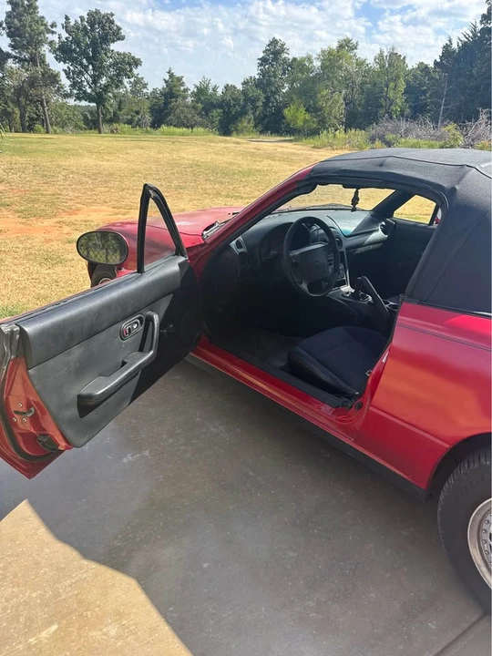 1996 Mazda NA MX-5 Miata - Image 5 of 11