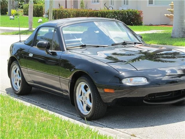 1996 Mazda NA MX-5 Miata - Image 9 of 12