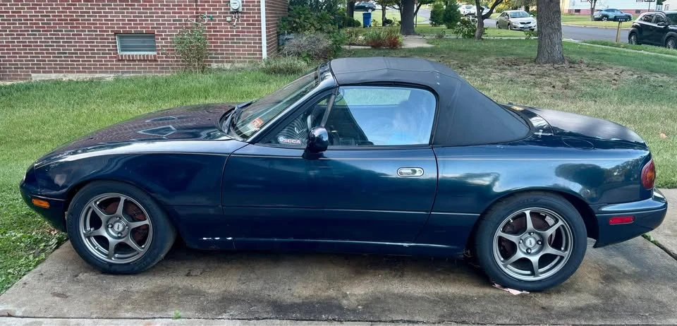 1996 Mazda NA MX-5 Miata - Image 4 of 10