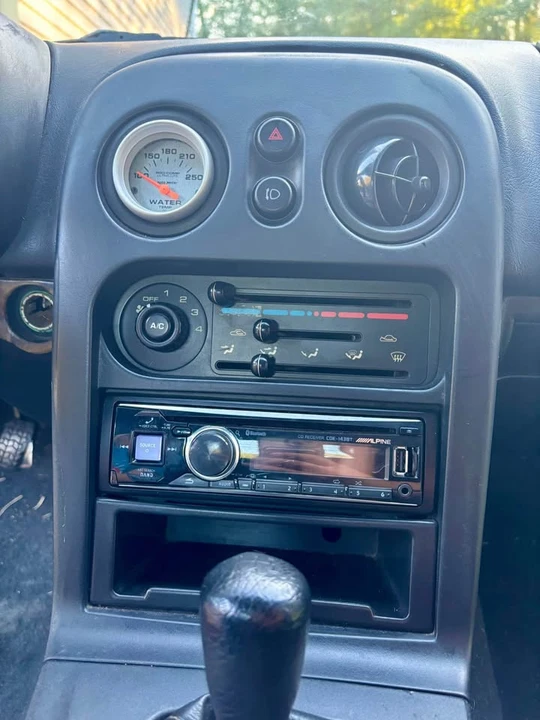 1996 Mazda NA MX-5 Miata - Image 8 of 10