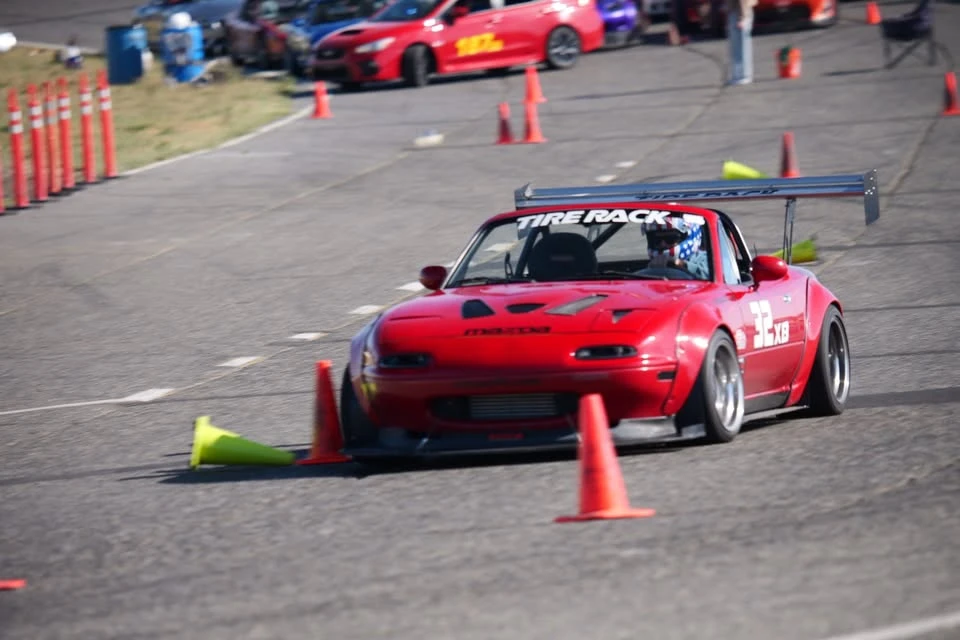 1996 Mazda NA MX-5 Miata - Image 2 of 9