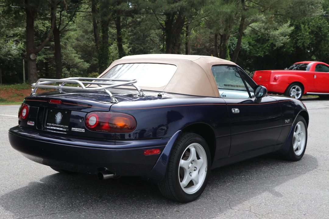 1996 Mazda NA MX-5 Miata - Image 16 of 31