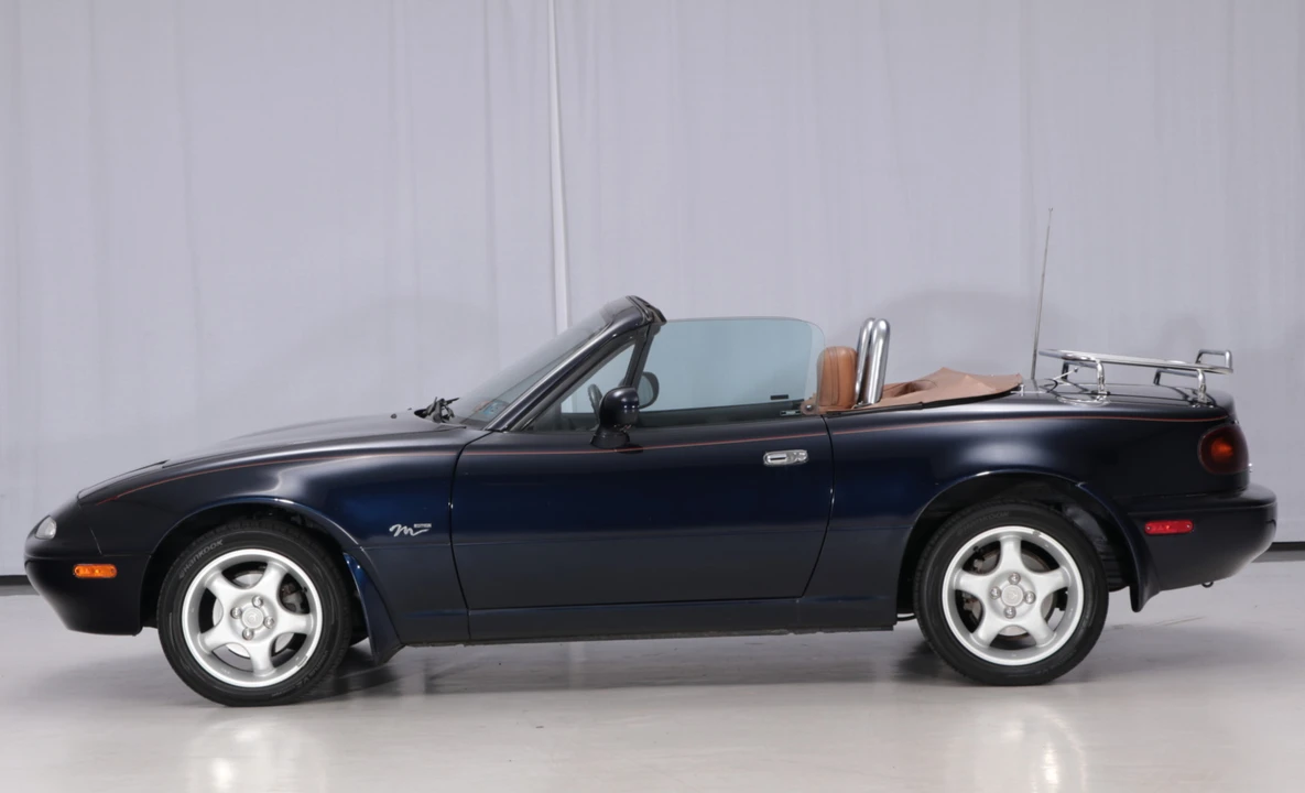 1996 Mazda NA MX-5 Miata - Image 2 of 31