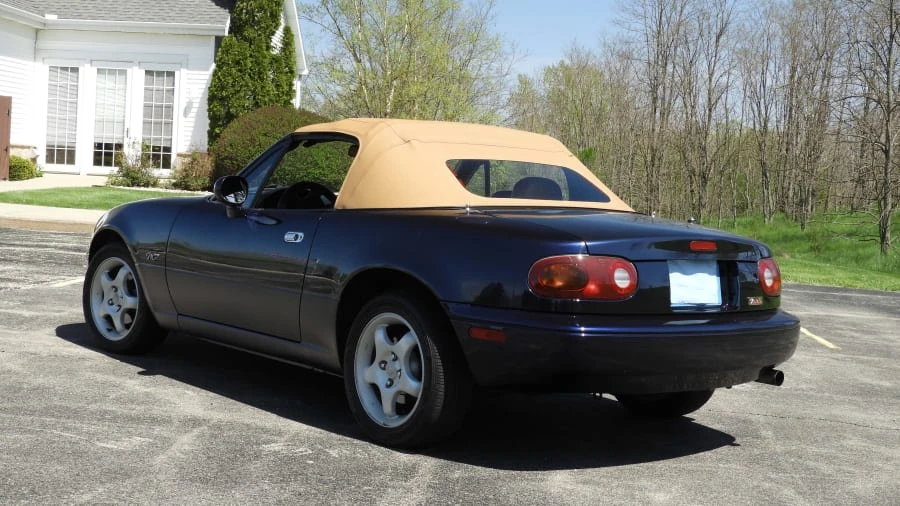 1996 Mazda NA MX-5 Miata - Image 8 of 31