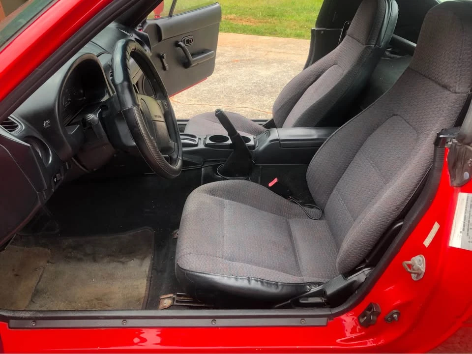 1996 Mazda NA MX-5 Miata - Image 9 of 11