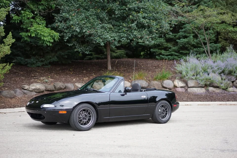 1996 Mazda NA MX-5 Miata - Image 2 of 19