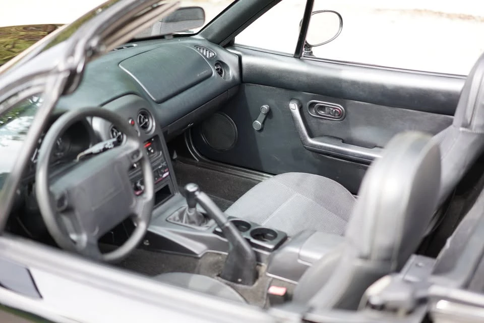 1996 Mazda NA MX-5 Miata - Image 7 of 19